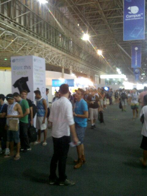vemiles's tweet image. Our line for #love2create t-shirt