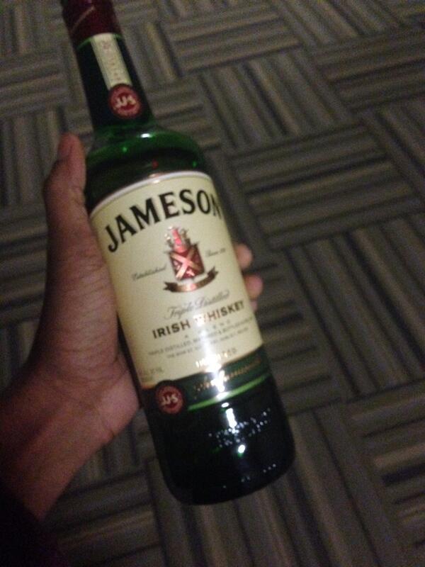 MrShift4's tweet image. #SnowDayEssentials