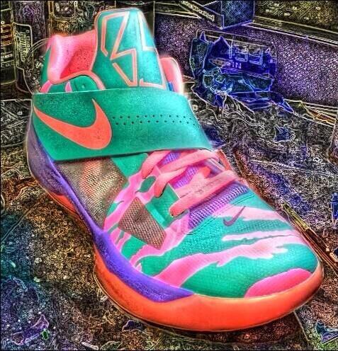 ShxesDaily's tweet photo. RT if you'd wear these custom KD's http://t.co/aFabQRdAzO