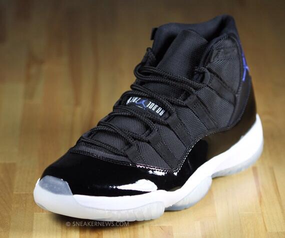 ShxesDaily's tweet photo. Rt for the Space Jam 11's http://t.co/Rcxe1l7MLy