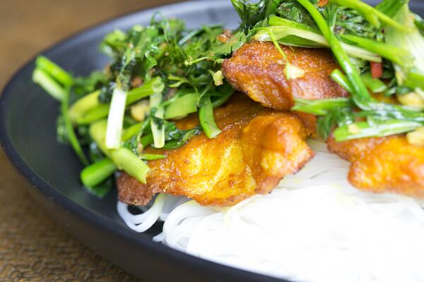 ChefMohan's tweet photo. Only a few more days to take advantage of @dineLA at #RockSugar.  Come in and try our Hanoi Snapper.  #dineLA http://t.co/8w5EkShIaP