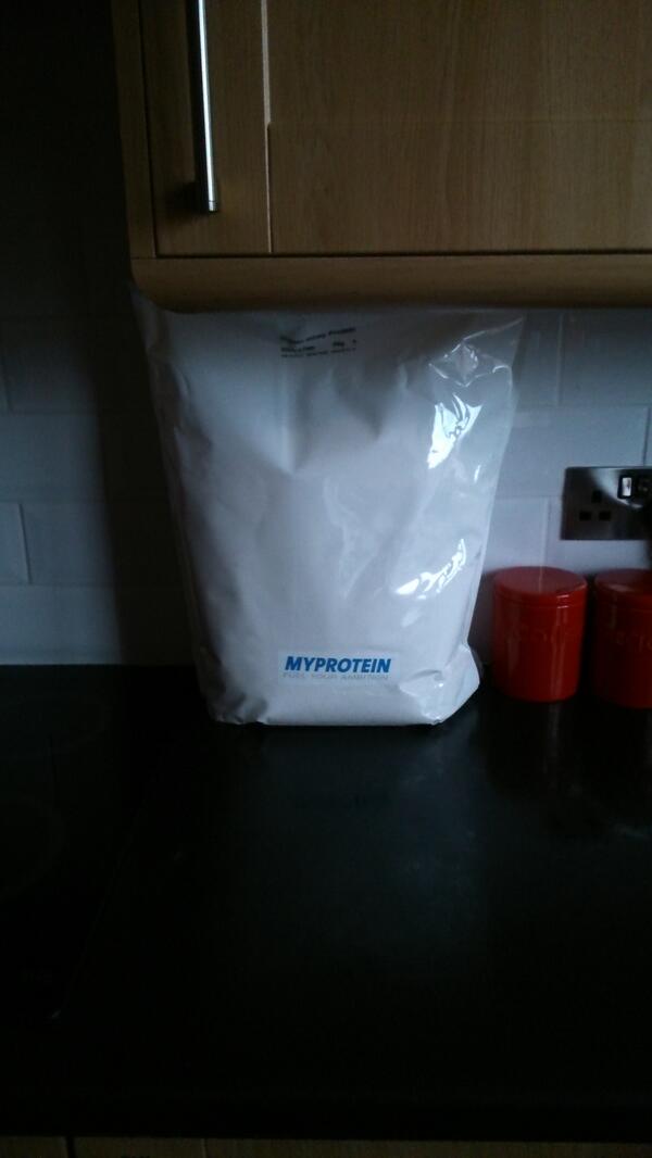 Lambey332's tweet image. Protein powder came yesterday! #TimeToGetStarted