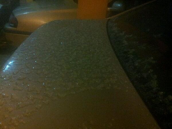 AlexPuente64's tweet photo. Hielo en la zona sur de mty protejansee http://t.co/KRYXuAS08Q