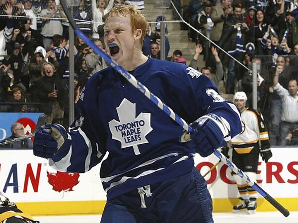 Wade Belak was one of my favourite #Leafs growing up. Funny guy. Wish we never traded him! #WadeAMinute #BellLetsTalk