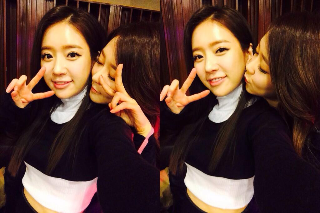 BfHlZ82CIAAOkAl.jpg:large