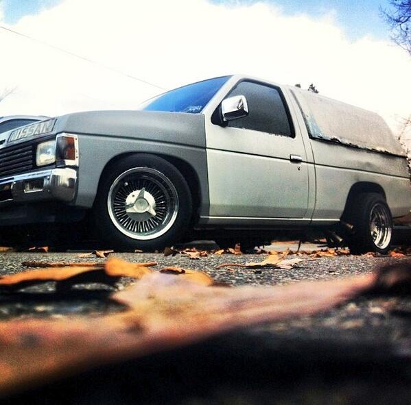 ElPoppaGrande's tweet photo. This is my baby this is her new look #stitchedupminis http://t.co/ABv83Kvnto