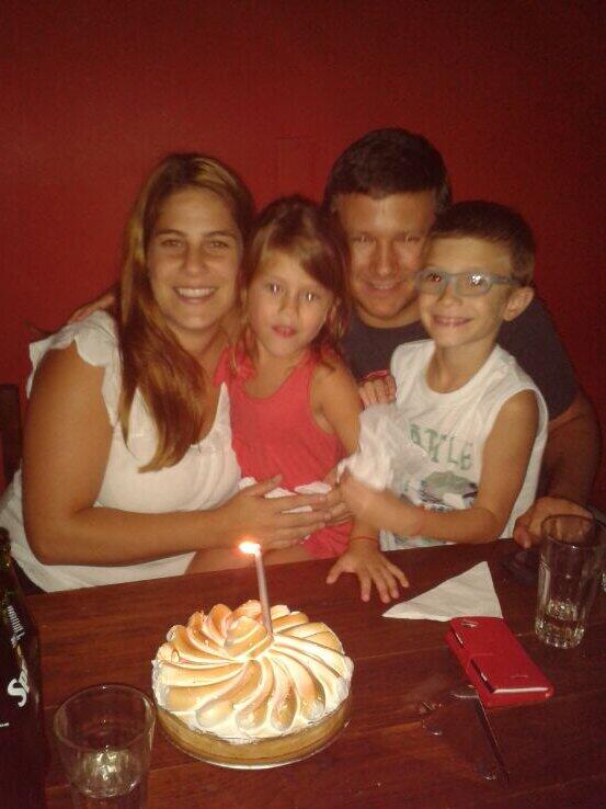 totitoysofia's tweet photo. Feliz!!!! http://t.co/6TaYEwxN7O