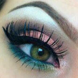 Al_7aboba's tweet photo. - ﻋندمآ ﻳحزن صآحب ﺂلابتسآمھہ ،  ف ﺂﻋلم ﺂن ﺂلآمر ﻗد ﺗخطىء گل ﺂلحدود . ♡.                                  صباح الخير http://t.co/mzIg06wiyZ