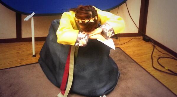 In D Room 인디룸 tweet media