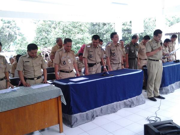 Kecamatan Limo tweet media