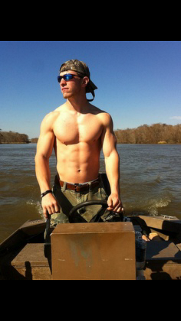 curveball05's tweet photo. Fish in on the river. Where ya at summer? Long nights fish in an beer. http://t.co/xDfRcFlHa0