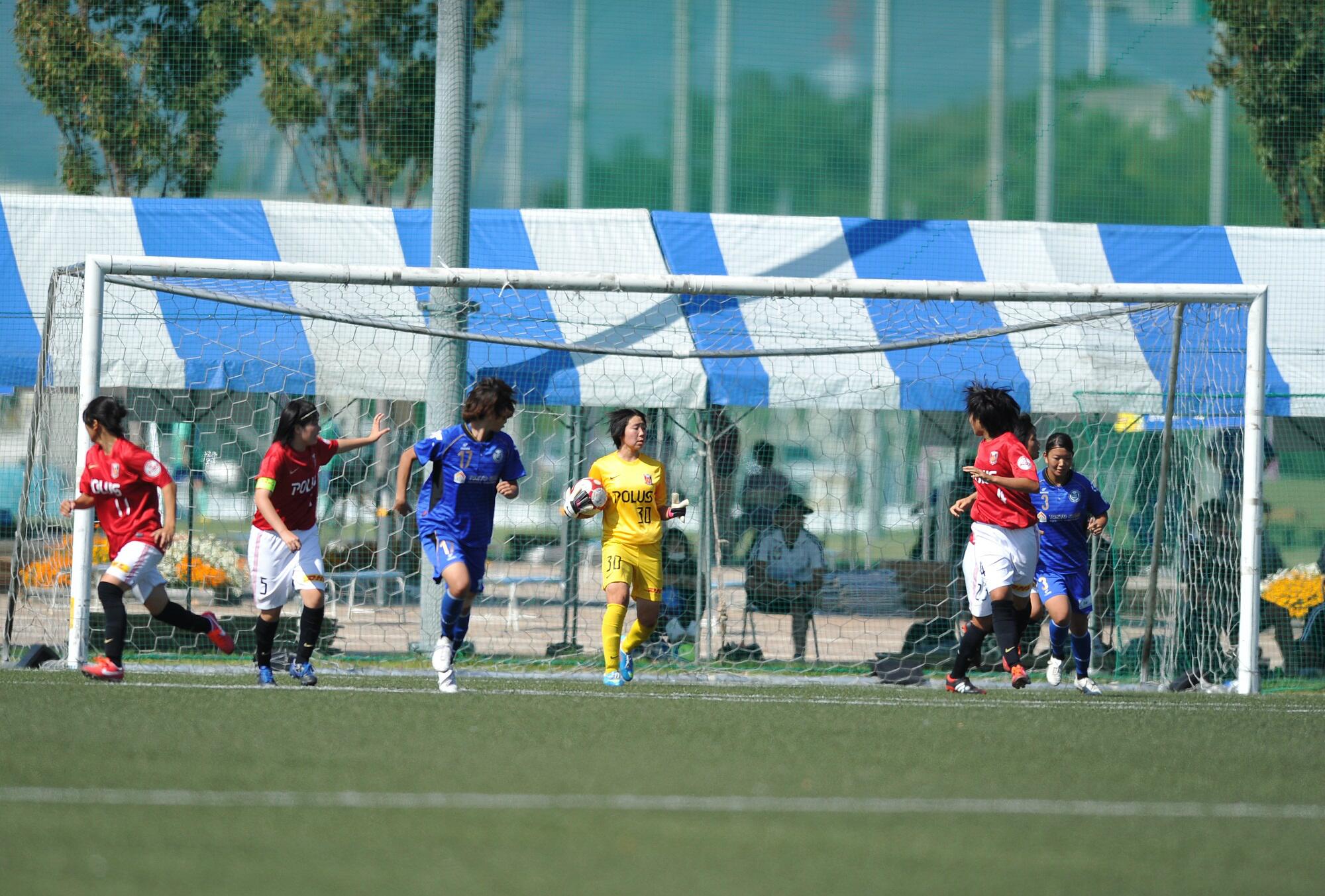 千葉県松戸市 公式 松戸出身の女子サッカーu 16日本代表 発見 未来のオリンピック パラリンピック候補 浦和レッズレディースユース キーパー 松本真未子選手 Afc U 16女子選手権中国13優勝https T Co Hcvpjkgwoo Http T Co Dy0sdfg354