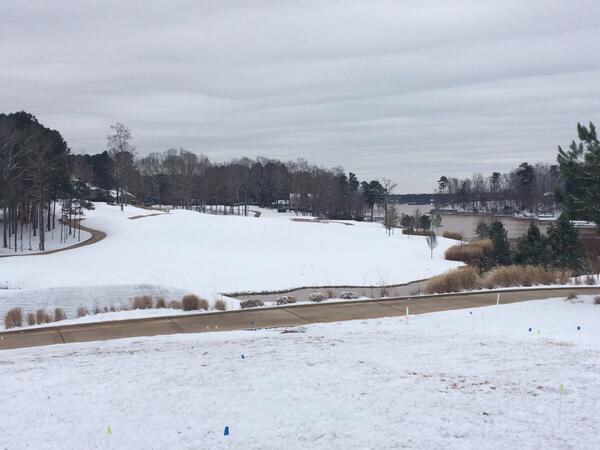 sinsupt's tweet photo. No golf at Reynolds Plantation for a couple of days #snowy http://t.co/LsmK5txtiY