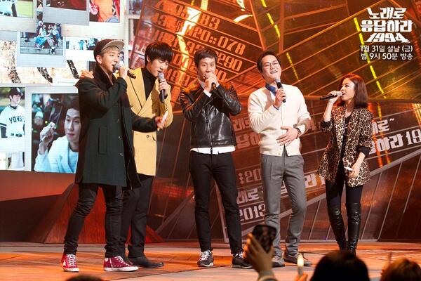 reply_tvN's tweet photo. 금 밤 9시 50분 #노래로응답하라1994 정우, 유연석, 김성균, 바로, 도희의 최초 라이브 무대와 웃음&amp;감동 가득한 이야기! RT로 응답해주신 응친들 중 5분께 응사 OST 음반을 드립니다^^ http://t.co/gfDAbdmLxh