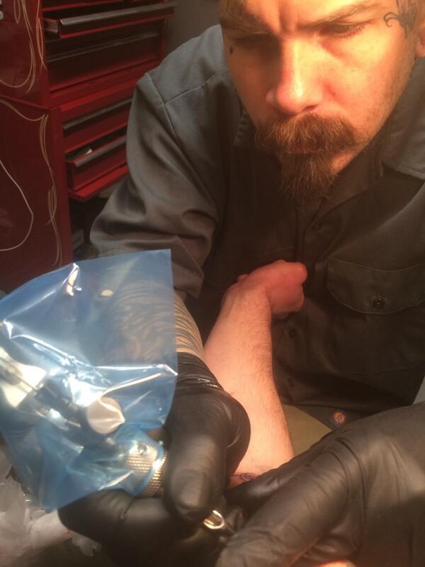 Per Karlsson tweet media