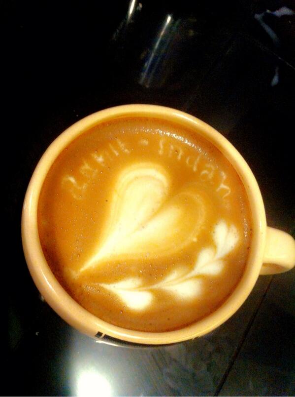 Adhit ♡ indah <a href="/apriyantiindah/">Indah Apriyanti Amin</a>