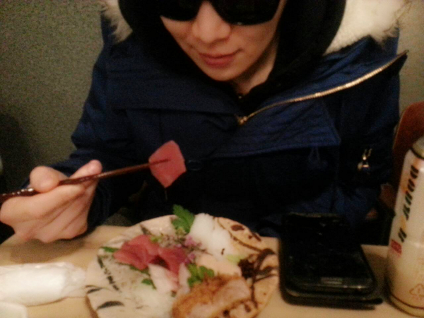 140129 HanByul Ѽ Twitter ♬ Nouvel ami + sashimi BfJbOZQCYAAS5c0