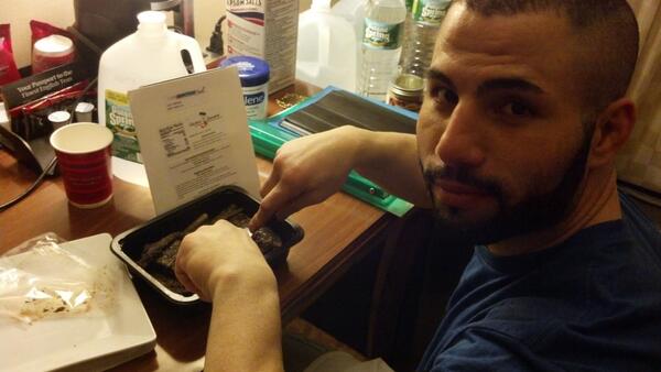 Last night @JohnMakdessiMMA received his <a href="/INMOTIONMeals/">INMOTIONMeals</a> package. He enjoyed his steak dinner! Thanks Ben #FoodGuru