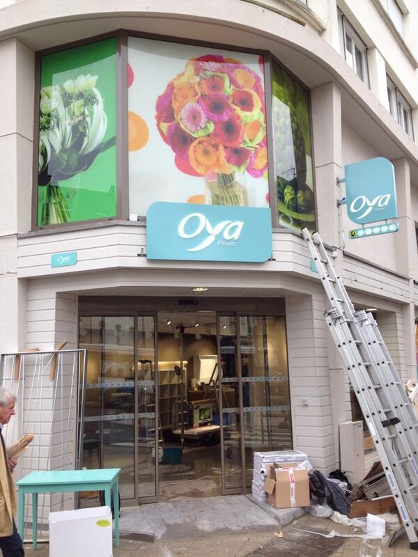 J-2 pour la réouverture #Oya place de la Visitation #Angers, sous le regard bienveillant de #Margueritedanjou !