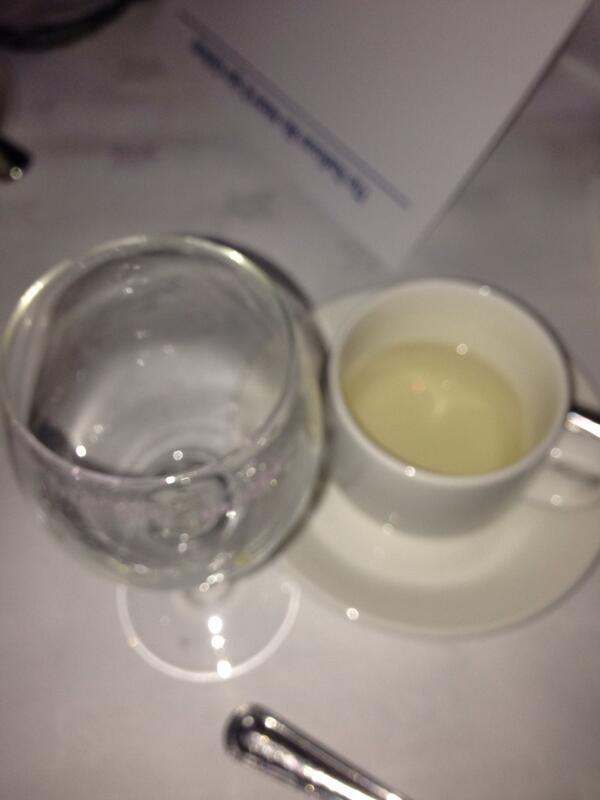 leannecarroll3's tweet photo. Glass empty keep it cumin arman mwahaha don't check the cup! Mel came down, table 35 #CommBall2014 http://t.co/fJnPnbNOIB