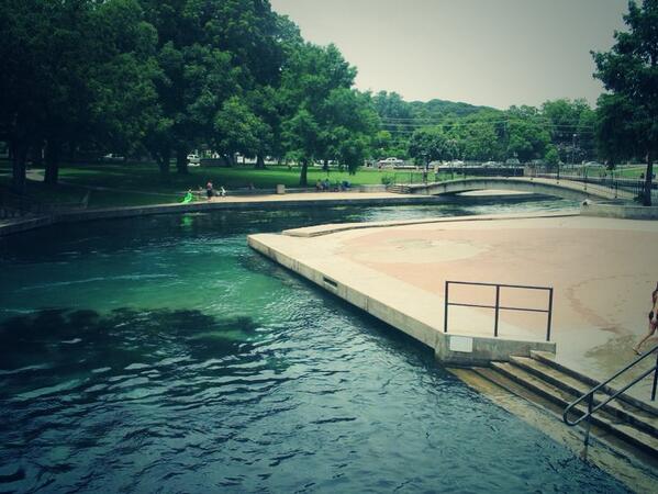txst's tweet photo. RT @kelseykotzur: My favorite scenic spot on campus: Sewell Park! #FDOM #JrlWeb #TXST http://t.co/2goIvsw99o