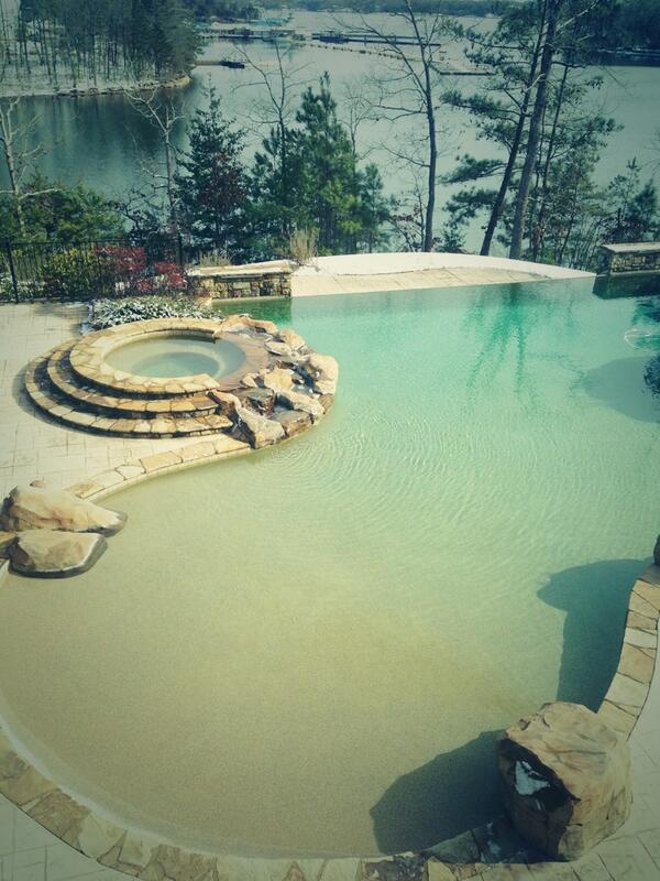 TaylorLBerry's tweet photo. 100 RTs and I'll jump in @taylorgarland98's pool and record it! http://t.co/joJpw0aLzw