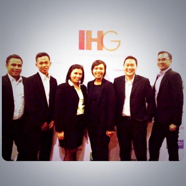 sabdopermadi's tweet photo. Usia Muda bukan halangan untuk kita berkreasi dalam karir #youngontop http://t.co/xhm9mD6xdn