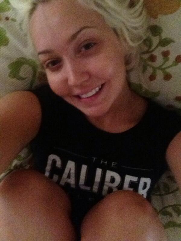 meghanlinsey's tweet photo. Good morning! I mean... Afternoon 😣 #goodmorning #megstars #meghanlinsey #calibercollection http://t.co/kylamqQMpA