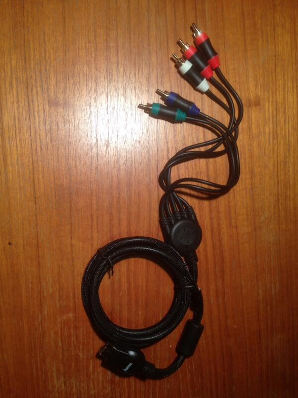 FishSlayer389's tweet image. I finnaly have my ps3 cable now!! :D