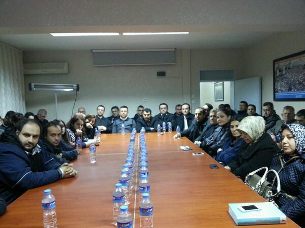 AK Parti yönetimi ve gençlik koll.Bşkan Adayımız <a href="/AOzkan16/">Ali Özkan</a>  ile seçim toplantısındayız.<a href="/MelihSever_/">𝐌𝐞𝐥𝐢𝐡 𝐒𝐄𝐕𝐄𝐑 🇹🇷</a> @utkukrkm4z