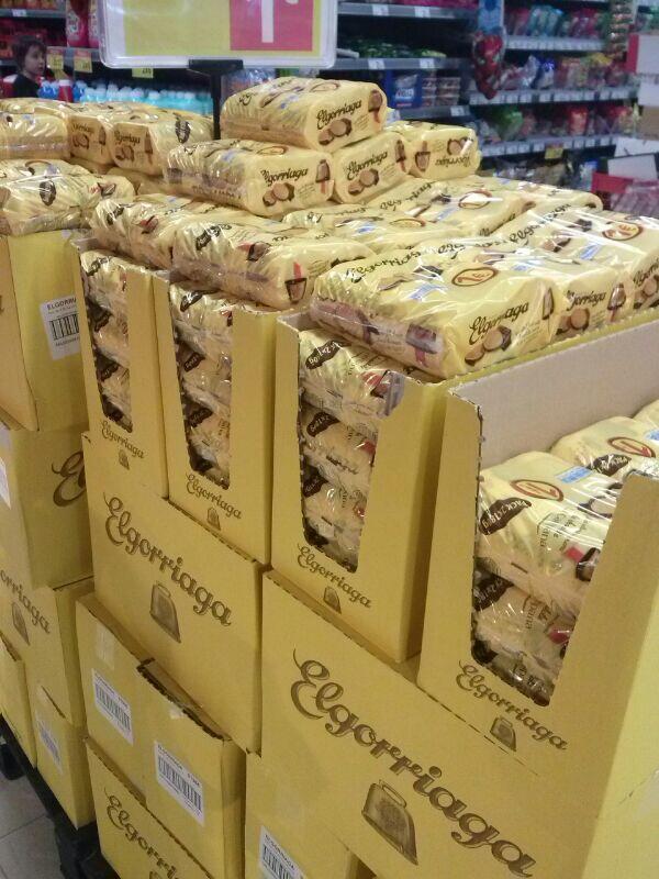 Nuevo Carrefour Vitoria Arechavaleta..Isla en el pasillo central