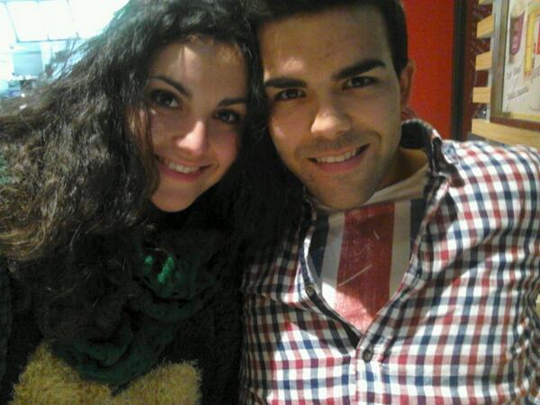 bea_fernndez's tweet photo. @ertiojuan esto sí que ha sido una buena sorpresa. te quiero loquillo ;P GUAAAAPO! http://t.co/rPffsYt8Qc