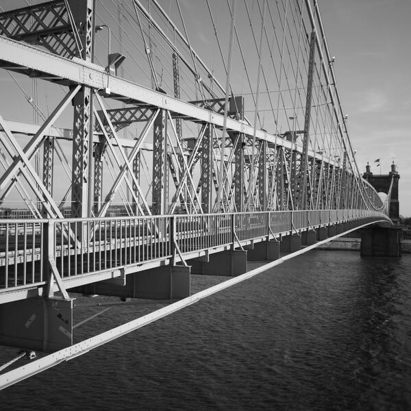 NickBachus's tweet photo. “@Enquirer: Visitor @justinleibow lets us in on a secret about Cincinnati
http://t.co/Hz1m8IpL9I http://t.co/XGjKYoTyyC” #ProudlyCincinnati