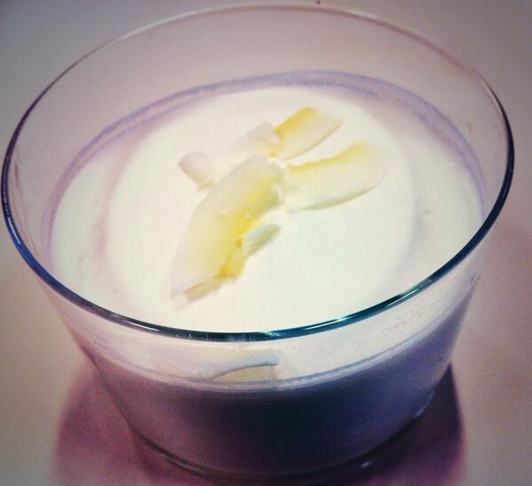 WrightAndSimple's tweet image. New offering from @WrightAndSimple light yet decadent Coconut and Lemon Mousse #vegan #sugarfree