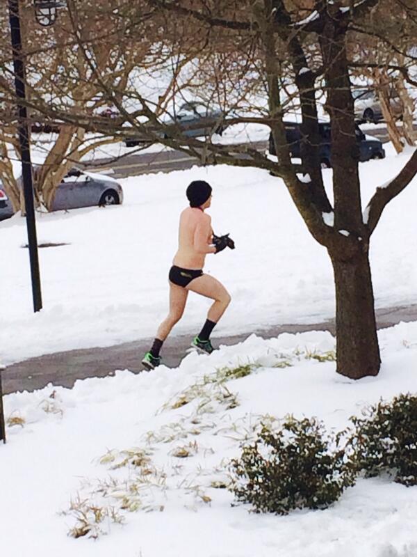 UNCSwtHrt's tweet photo. "@DearDenise_xo: #ECUSnowDay Turn Up ๐๐๐โ๏ธ๐ http://t.co/chRO292C6a" @kelli_jo513 youll appreciate this! Lol #ECU #onlyPirates