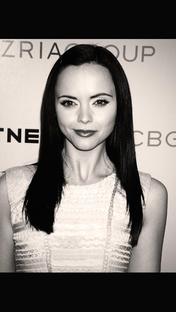 Nevymurph's tweet photo. Big fat mega woman crush wednesday #christinaricci #wednesdayaddams http://t.co/NXvrKKG6zq