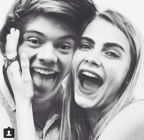 CaraDelevingSP's tweet photo. 😛 http://t.co/0kLkXoQZWV