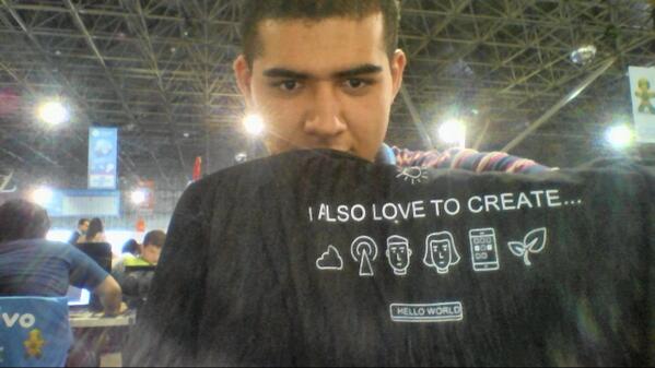 pedro0509's tweet image. Mais um premio.... xDDD #cpbr7 #love2create