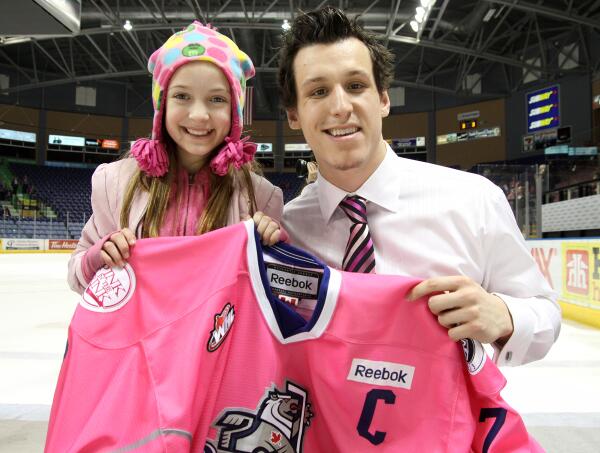 victoriaroyals's tweet photo. Happy 22nd birthday to our former captain, @Stahlly7! All-time PIMs leader (465), but actually a great guy. #VRAlumni http://t.co/YTBP8O3uRf