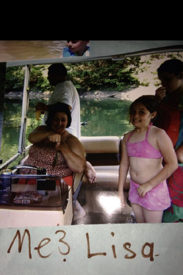 gvaughn21's tweet photo. My #wcw use to be chubby haha #throwback #loveyou @aprilgambrel15 http://t.co/s1QXf7BVli