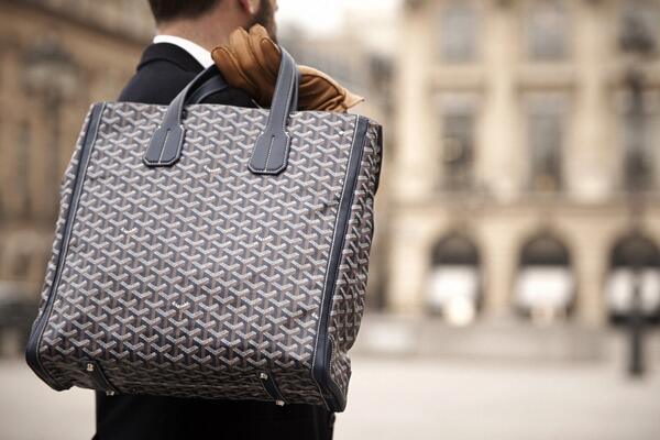 for the man who has it all. Goyard #watch trunk 😍