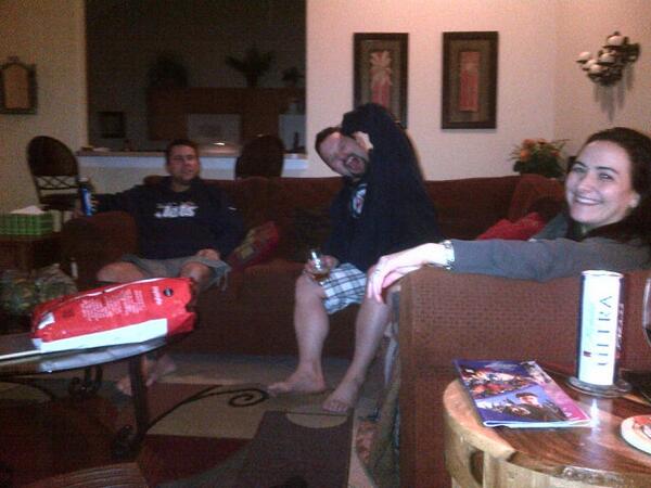 CatPerrin's tweet image. We are here #florida #drinks #goodtimes