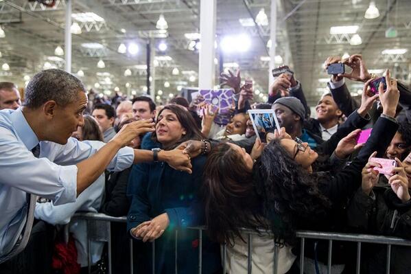 patrickwitty's tweet image. Awesome. Anyone seen the photo she took? RT @petesouza POTUS today at Costco in Lanham, Md.