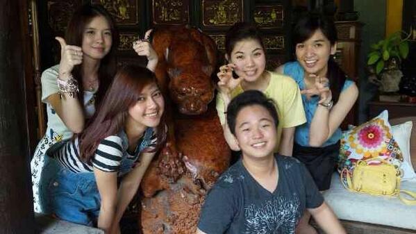 Part 1 :D <a href="/annamarianachan/">Katherine Conors</a> <a href="/matteoprathama/">matteo prathama</a> <a href="/mutiaprita/">Mutia Prita</a> <a href="/johanagabriella/">Johana Gabriella</a> <a href="/Rieke_ds88/">rieke dewi</a>