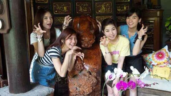 Part 3 <a href="/annamarianachan/">Katherine Conors</a> <a href="/mutiaprita/">Mutia Prita</a> <a href="/matteoprathama/">matteo prathama</a> <a href="/johanagabriella/">Johana Gabriella</a> <a href="/Rieke_ds88/">rieke dewi</a>