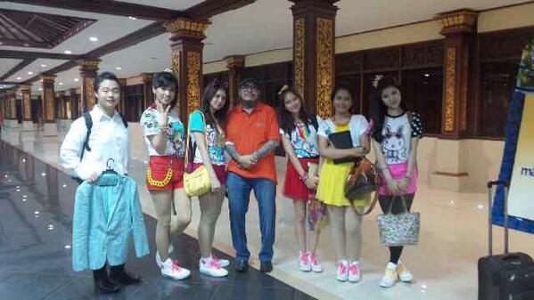 Foto bersama dengan Pak Handoko ^_^