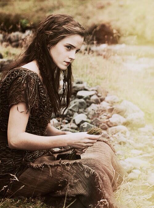 엠마왓슨이 차기작이 대런 아로노브스키 영화구나 비록 블랙스완같은 히로인 영화는 아니지만 별 이유없이 고개를 끄덕이게 되는 만남이다 영화...