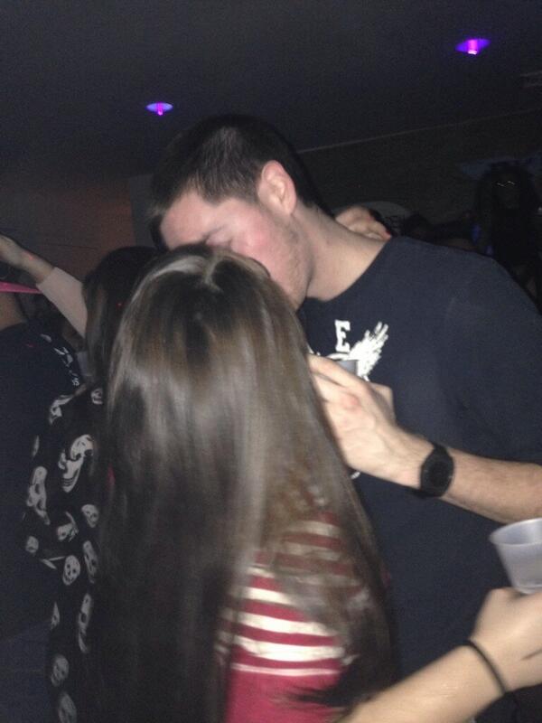 stoco_makeouts's tweet photo. mackin it http://t.co/pIybBXteKk