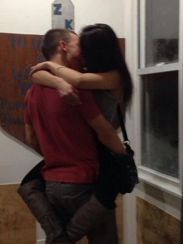 stoco_makeouts's tweet photo. hes a jungle gym doe http://t.co/VqdarQq4Bu