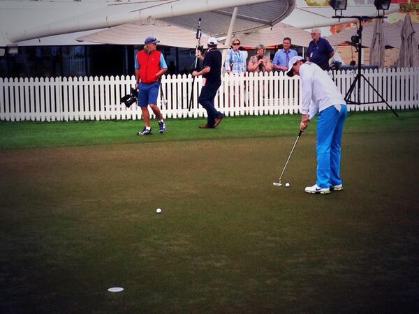DPWorldTour's tweet photo. Final member of trio @McIlroyRory arrives on putting green for a few quick fire putts @OmegaDDC http://t.co/1kLeBcxglC